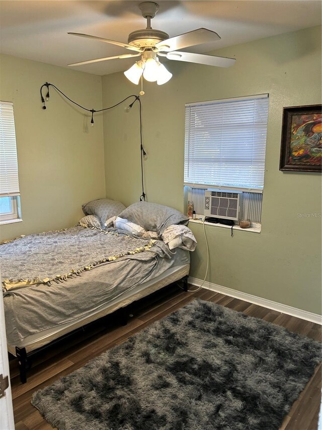 936 11th St N, Saint Petersburg, FL 33705 - photo 7