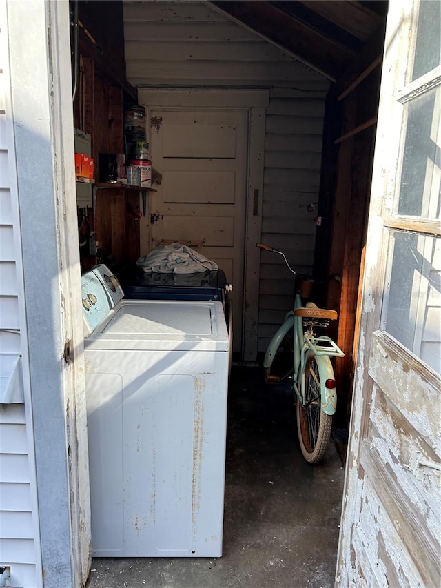 laundry area with washer and clothes dryer