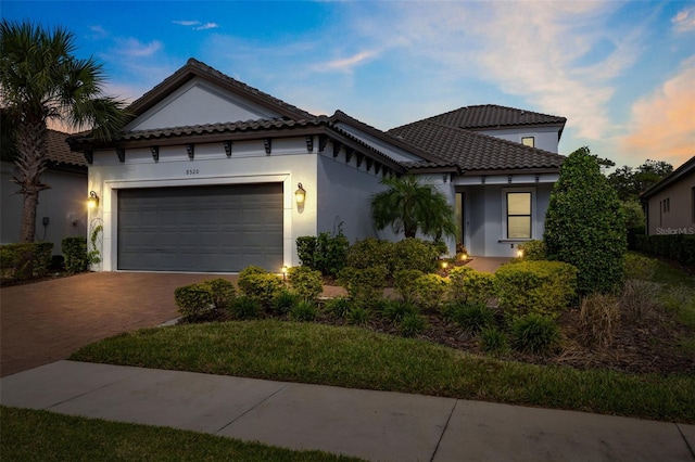 view of front of house featuring a garage