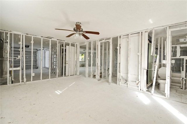 miscellaneous room with ceiling fan