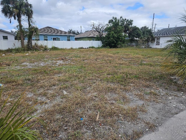 Listing photo 2 for 1908 E 22nd Ave, Tampa FL 33605