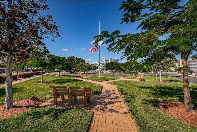 view of home's community featuring a yard