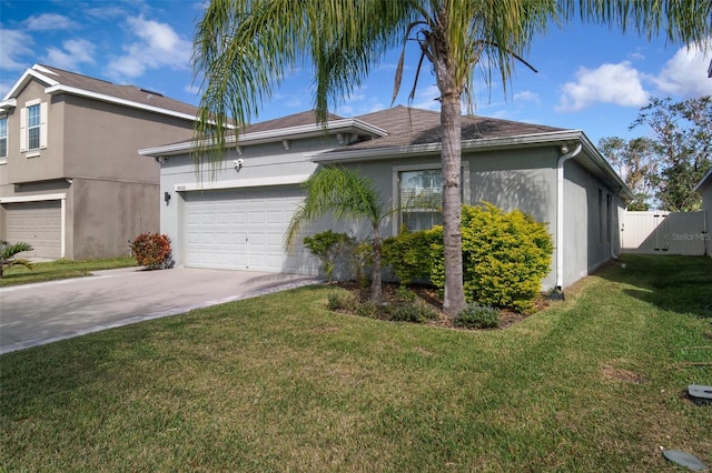 view of front facade featuring a front yard