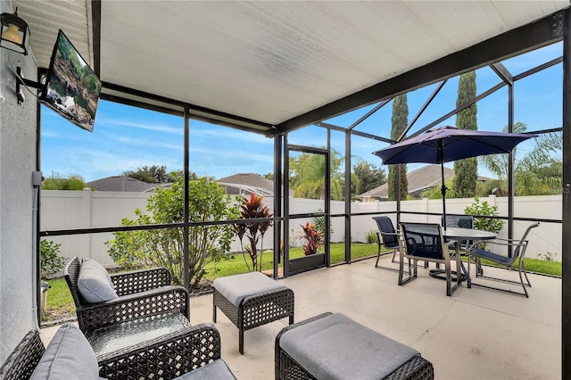 view of sunroom / solarium