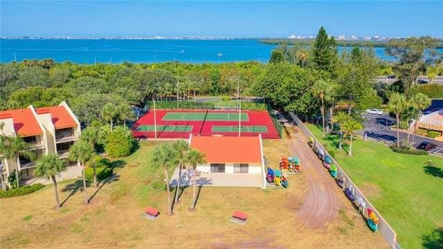 bird's eye view featuring a water view