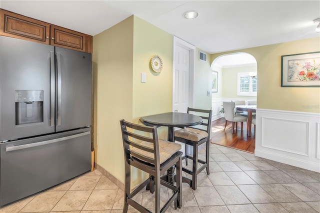 dining room with light tile patterned floors