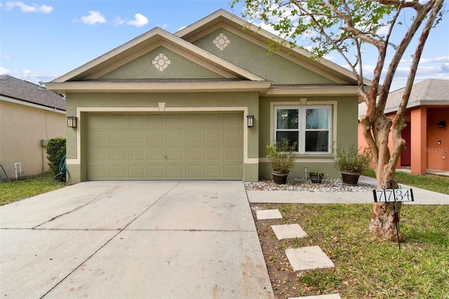 view of front facade with a garage