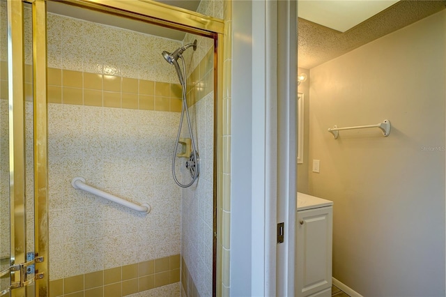 18138 Lake Worth Blvd, Port Charlotte, FL 33948 - full bath with tiled shower, vanity, and a textured ceiling