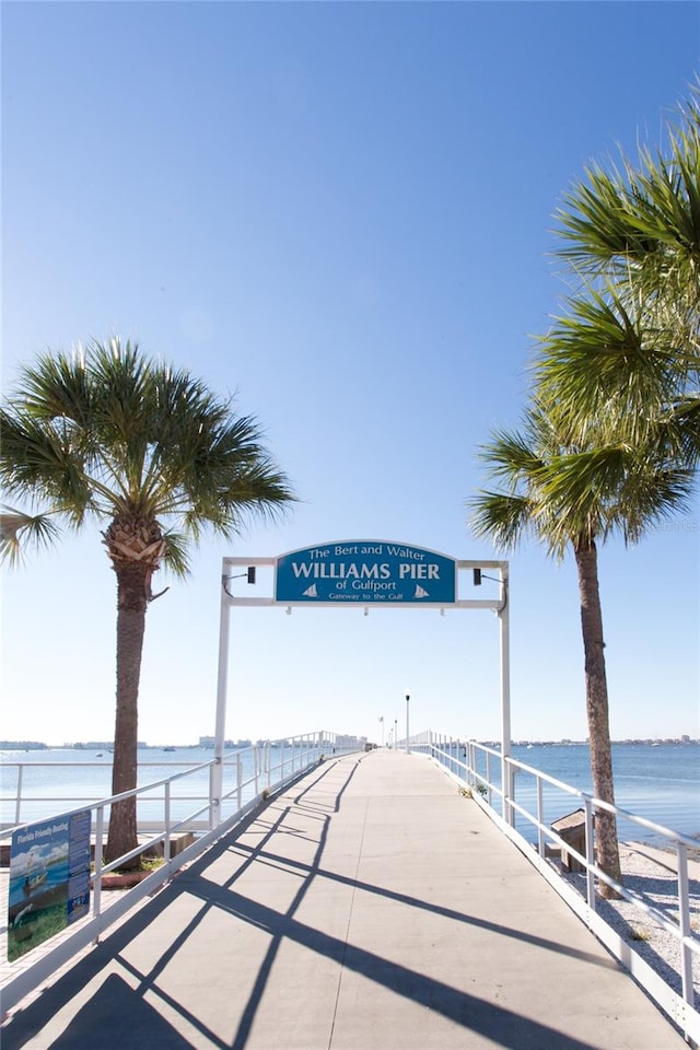 view of property's community featuring a water view