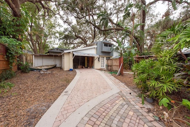 view of front of home