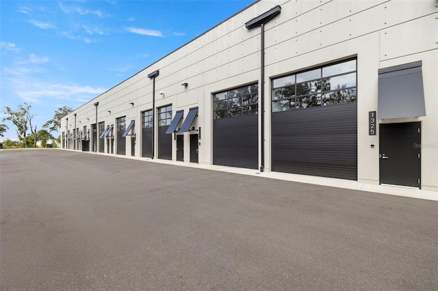 6500 Motor Enclave Way Unit 1325, Tampa, FL 33610 - view of building exterior