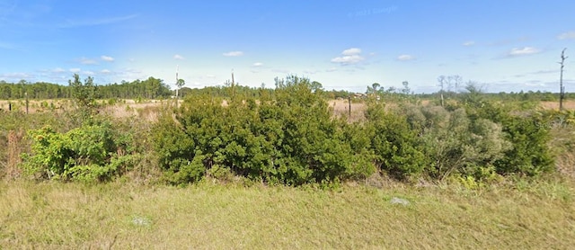 Listing photo 2 for 610 Portulaca Dr, Indian Lake Estates FL 33855