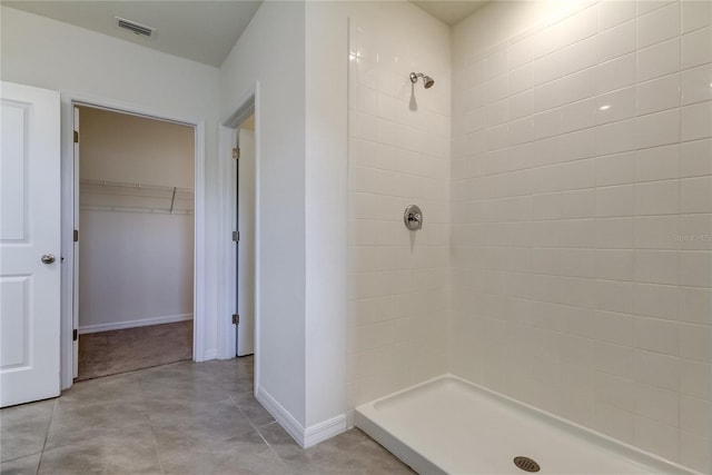 33351 Apricot Tree Ct, Wesley Chapel, FL 33543 - full bath with tiled shower and a walk in closet