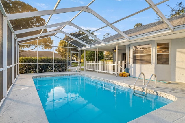 8404 Millwood Dr, Hudson, FL 34667 - swimming pool with a patio area and a lanai