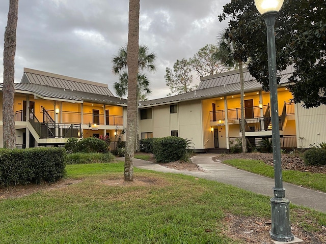 view of building exterior