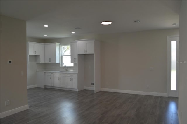 3915 W Robson St, Tampa, FL 33614 - photo 35