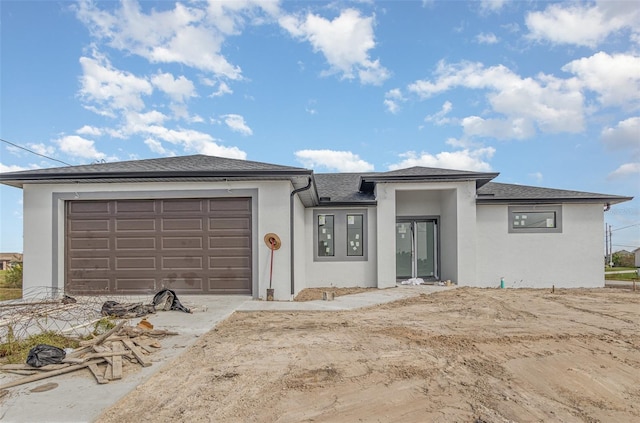 view of front facade with a garage