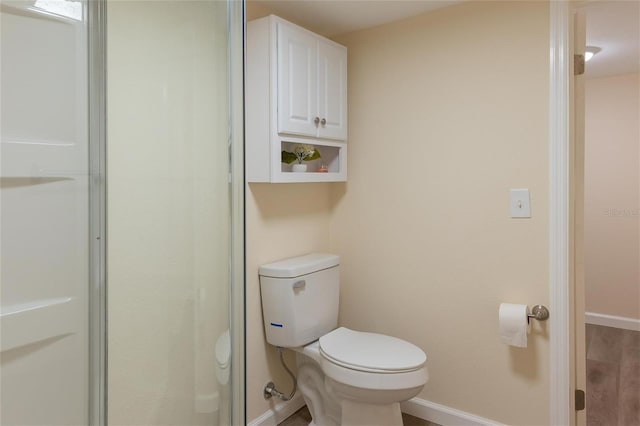 bathroom featuring toilet