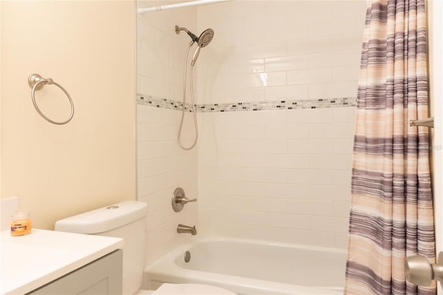 bathroom featuring vanity and shower / bath combo