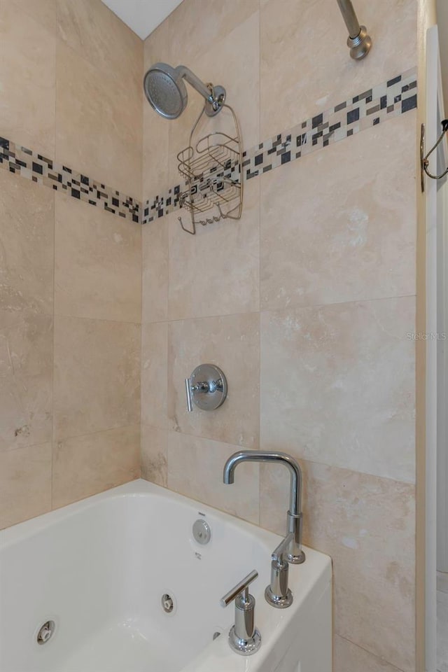 bathroom featuring tile walls