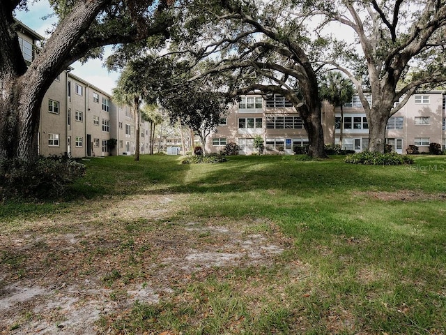 exterior space featuring a lawn