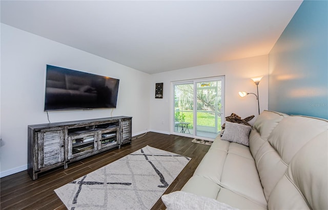 211 S Mcmullen Booth Rd Unit 189, Clearwater, FL 33759 - living area with baseboards and wood finished floors