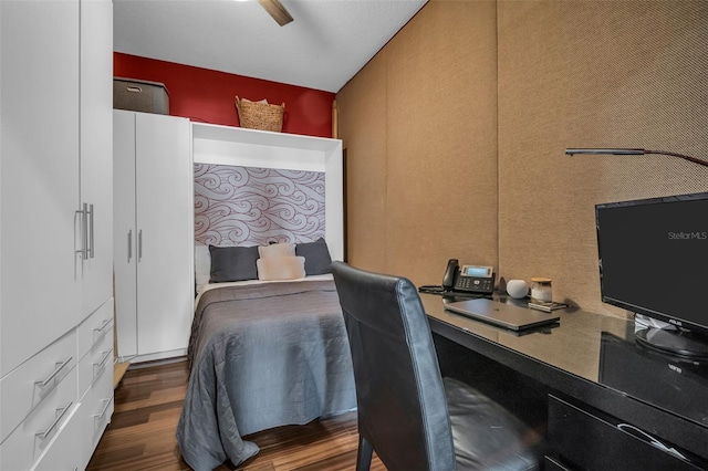 226 5th Ave N Unit 706, Saint Petersburg, FL 33701 - bedroom featuring wood finished floors