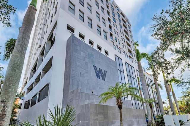226 5th Ave N Unit 706, Saint Petersburg, FL 33701 - view of property
