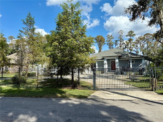 view of front of house