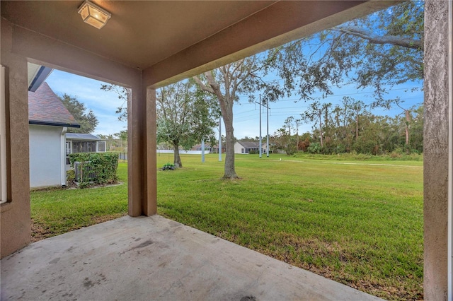 view of yard with a patio