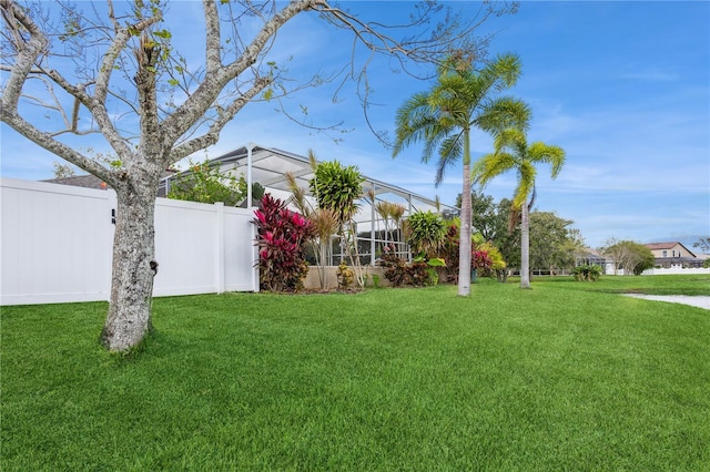 1433 Emerald Hill Way, Valrico, FL 33594 - view of yard featuring glass enclosure