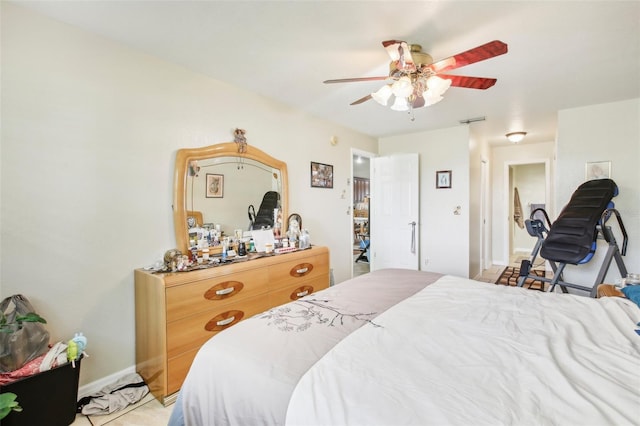 bedroom featuring ceiling fan