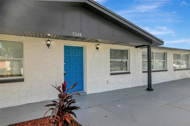 view of entrance to property