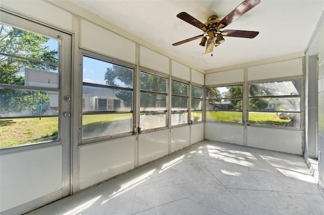 4220 Sheldon Pl Unit 4220, New Port Richey, FL 34652 - unfurnished sunroom with ceiling fan
