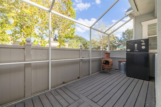 deck with a lanai