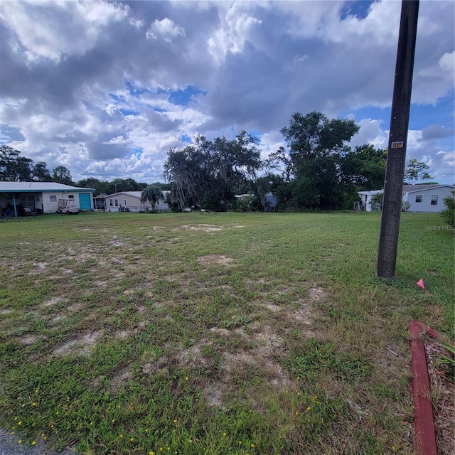 Listing photo 2 for Fairway Ave, Brooksville FL 34613