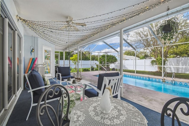 view of sunroom / solarium