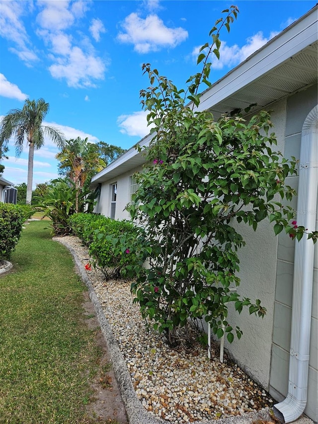 view of side of property