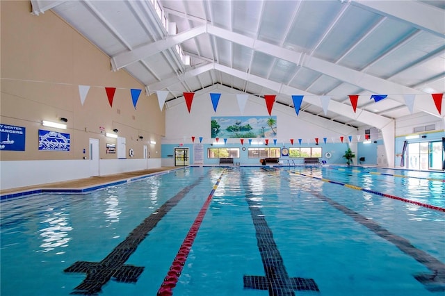 view of swimming pool