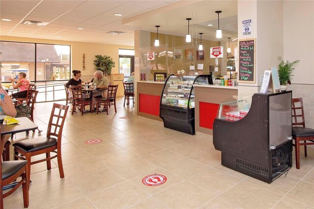 2421 E Del Webb Blvd, Sun City Center, FL 33573 - reception with recessed lighting
