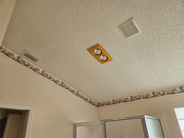 2421 E Del Webb Blvd, Sun City Center, FL 33573 - detailed view of a textured ceiling