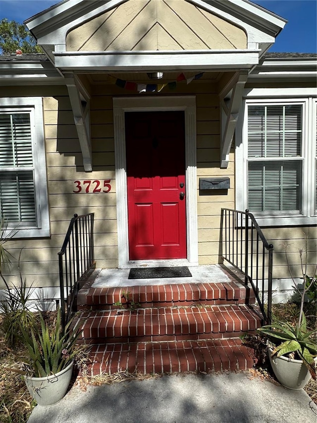 view of property entrance