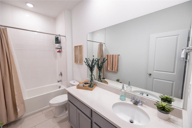 11834 Brighton Knoll Loop, Riverview, FL 33579 - full bath featuring vanity, shower / bath combo with shower curtain, and recessed lighting