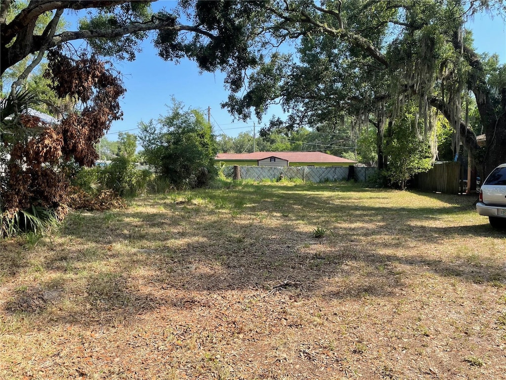 N Bay St, Tampa, FL 33610 - photo 1