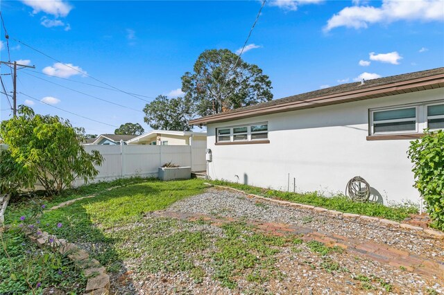 3401 W N B St, Tampa, FL 33609 - view of yard