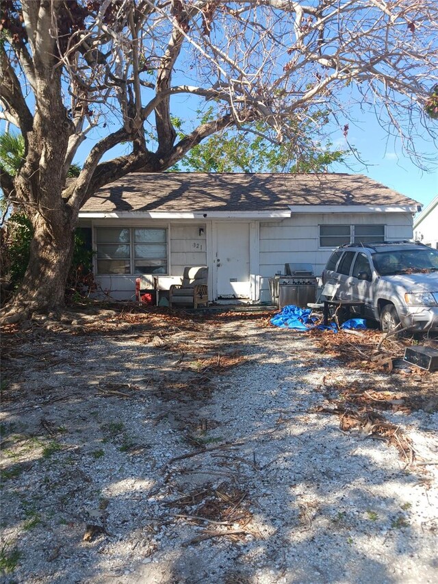 321 77th Ave, St Pete Beach, FL 33706 - view of garage
