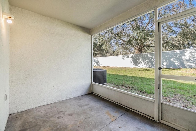 view of unfurnished sunroom