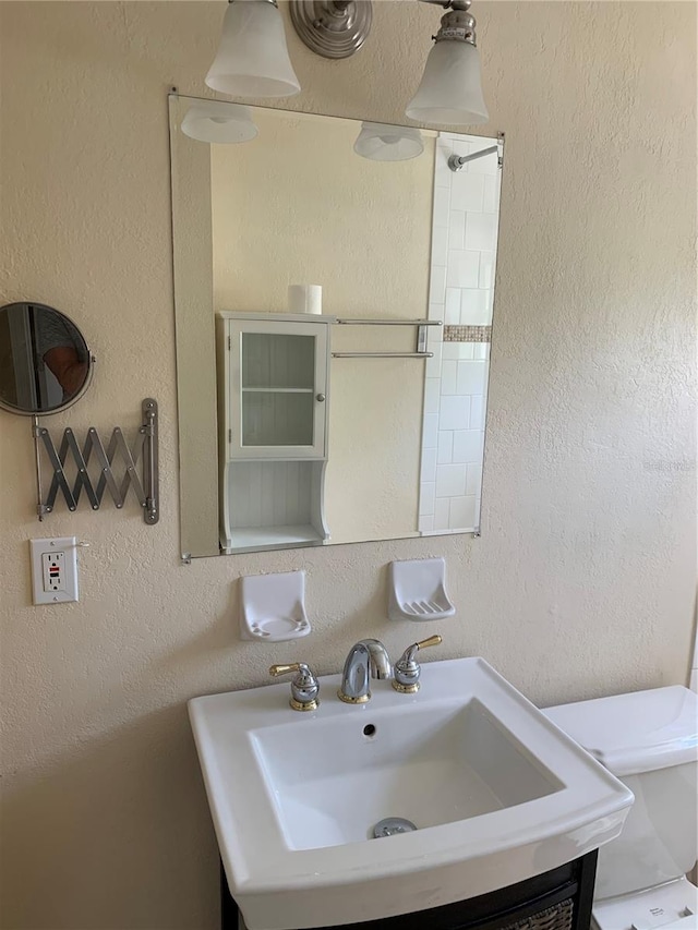 3402 W Obispo St, Tampa, FL 33629 - bathroom with sink and toilet