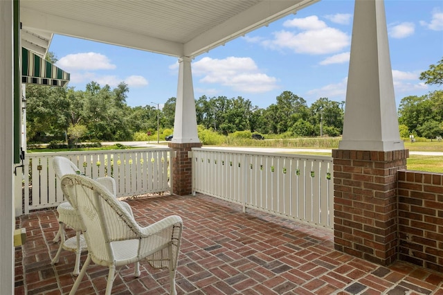 2501 Rustic Oaks Dr, Lutz, FL 33559 - photo 15