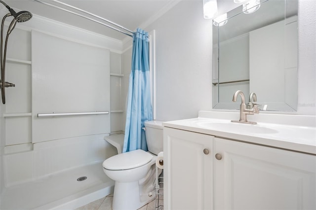 bathroom featuring toilet, a shower with curtain, and vanity